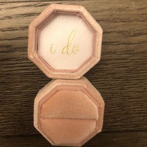 I do ring box! Pink velvet